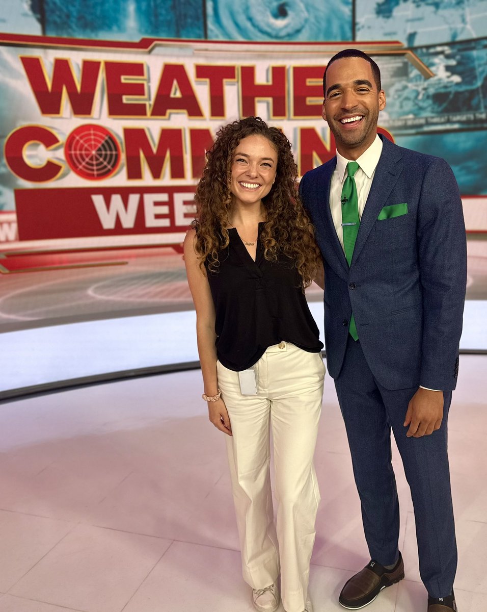 MichaelEstimeWX's tweet image. Welcome Bayne Froney to @foxweather !!!
Kentucky Friends - You might recognize the newest member of our team from @LEX18News
Originally from Metro Detroit, Michigan, it’s great to have another “Michigander” in the house!
See you on Fox Weather & @FoxBusiness from 6-12pm!