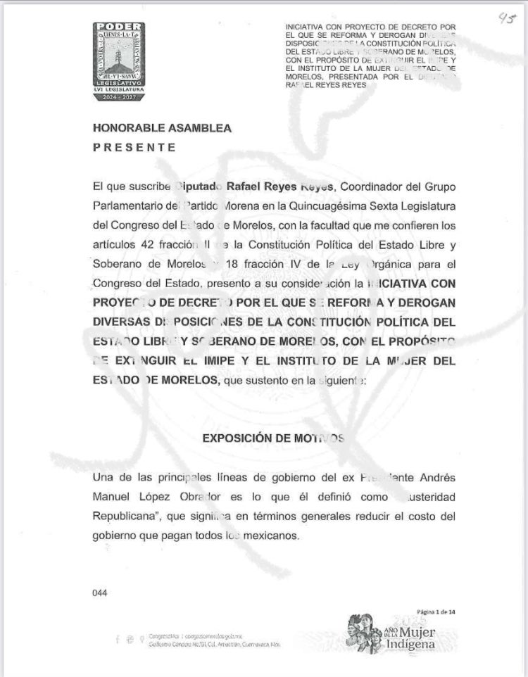 yohaliresendiz's tweet photo. .📍#Morelos 1/2

Hace unas horas, diputados y diputadas morelenses extinguieron con su voto al Instituto de la Mujer en Morelos #IMMorelos creado durante la gestión del exgobernador del #PAN @AccionNacional Sergio Estrada Cajigal en el 2002 de acuerdo con el Decreto 298 publicado en el Periódico Oficial Tierra y Libertad como un organismo descentralizado y en 2018 se transformó en un organismo público autónomo.

23 años después, otro panista le da el tiro de gracia y lo entierra. 

Con fecha 27 de Junio de 2025 con 16 votos y 4 en contra, el @IMMORELOS queda extinguido. 

✅Un Instituto que atendía 26 mil mujeres al año. 

✅Logró reducir las cifras en un 35 % de embarazos en adolescentes. 

✅Instaló 36 sistemas municipales PASE que se traduce en un trabajo transversal en todo Morelos. 

✅Otorgó 7000 atenciones y acompañamientos para atender la violencia de género. 

✅Y un instituto que al desaparecer también se extingue el acompañamiento a mujeres con el programa PAIBIM (Programa para el Adelanto la Autonomía y el Bienestar de las Mujeres). 

⏰🛎️“Se pide ponerse de pie y decir en voz alta así como el sentido de su voto” 

🔎🗄️🗃️🗞️Recurro al archivo de la memoria de lo que expresaron los diputados en algún momento del #IMM son sus palabras:

🙎🏻‍♂️Óscar Daniel Martinez Terrazas              

🗃️🗄️🗞️🔎El 7 de abril de este año declaró sobre la todavía posible extinción del @IMMorelos: 

💬📢🔉“…desaparecerlo implica dejar a las mujeres desprotegidas….En el @AccionNacional no estamos de acuerdo en su desaparición”

🗳️A FAVOR

🙎🏻‍♂️Francisco Sánchez Zavala 

🗞️🗄️🔎🗃️En el 2022 cuando el #IMMorelos había cumplido 7 meses sin titular,  el diputado declaró el 7 de Marzo de 2022:

🔉📢💬 “…comprometo mi voluntad para trabajar de forma coordinada para lograr que el @IMMORELOS sea un organismo operativo y no político….”

🗳️A FAVOR

🙎🏻‍♂️Isacc Pimentel Mejia 

🗄️🔎🗃️🗞️ Reconocía, acudía a eventos del organismo y aplaudía los logros del Instituto de la Mujer. 

🗳️A FAVOR

🙎🏻‍♂️Rafael Reyes Reyes

🗃️🗞️🗄️🔎Diputado artífice detrás del telón, se reunió hace poco en domingo con el Diputado Daniel Terrazas y juntos negociaron la extinción. Es además quien presenta la iniciativa (14 páginas) con proyecto de decreto por el que se reformaría y derogarían diversas posiciones de la Constitución Política del Estado Libre y Soberano de #Morelos con el propósito de extinguir al #IMIPE y al Instituto de la Mujer del estado de Morelos. Terrazas lo cabildeó a cambio de ser candidato a #Cuernavaca en 2027

🗳️A FAVOR

👩🏻‍🦱Guillermina Maya 

🗞️🗄️🗃️🔎La Diputada a mediados de Octubre del año pasado se reunió con la titular del #IMM y expresó:  

💬📢🔉“…..reiteró su disposición y compromiso con las mujeres de Morelos y trabajar de la mano desde el Congreso
en temas que beneficien a las mujeres de Morelos.

💬📢🔉La perspectiva de género también debe incluir una mirada interseccional que permita visibilizar y atender la realidad de las mujeres indígenas y afromexicanas, esto permitirá lograr su total incorporación en la vida pública de la entidad libre de discriminación….”

🗳️A FAVOR

👩🏻‍🦱Martha Melissa Montes de Oca 

🔎🗃️🗄️🗞️Ignorante… de lo que se iba a votar (dicho por ella misma) 

🗳️A FAVOR

👨🏻Alfonso de Jesús Sotelo Martínez 

🗃️🗄️🗞️🔎Reconoció a finales de Octubre de 2024 al #IMMorelos y expresó:

🔉📢💬“…reconozco el trabajo que realiza el #IMM en la apertura los Centros de Atención Externa en los municipios….el trabajo que nos llevamos es el fomentar una cultura de prevención en contra de la violencia de las mujeres”.

🗳️A FAVOR

👩🏻‍🦱Nayla Carolina Ruiz Rodriguez 

🗃️🗄️🗞️🔎En Marzo de 2025, organizó el foro: “Mujeres ejerciendo su participación política: retos y avances" e invitó a la titular del #IMMORELOS y externó: 

🔉💬📢 “…No debemos olvidar que aún debemos seguir luchando para erradicar la violencia contra la mujer, la falta de paridad y eliminar las brechas salariales y tantas barreras que se deben quitar”

🗳️A FAVOR