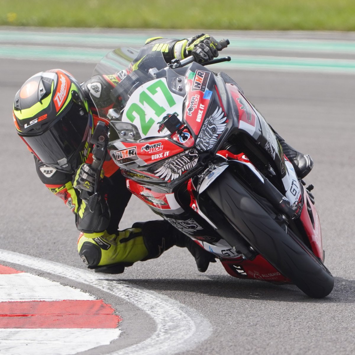 Hudson Kai Cooper (@hudsonkaicooper) on Twitter photo DID YOU KNOW?
You Can watch every <a href="/BemseeOfficial/">bemsee.official</a> <a href="/AutoCycleUnion/">Auto Cycle Union</a> #Kawasaki Team Green Junior Cup Race on YouTube.
On my channel, AlanFlack + <a href="/GrassrootsToGP/">Grassroots to Grand Prix</a>
You can also watch my #HKC217vlog from every weekend, race reports & vlog
🔗 youtube.com/playlist?list=…
Please ❤️ & RT DID YOU KNOW?
You Can watch every <a href="/BemseeOfficial/">bemsee.official</a> <a href="/AutoCycleUnion/">Auto Cycle Union</a> #Kawasaki Team Green Junior Cup Race on YouTube.
On my channel, AlanFlack + <a href="/GrassrootsToGP/">Grassroots to Grand Prix</a>
You can also watch my #HKC217vlog from every weekend, race reports & vlog
🔗 youtube.com/playlist?list=…
Please ❤️ & RT