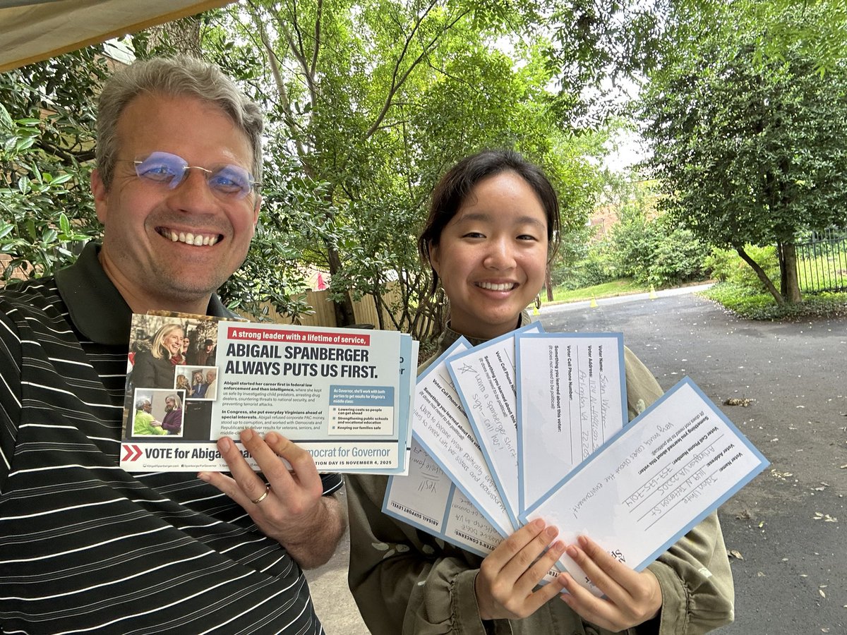 It’s easy to feel doom and gloom about politics, but hosting a <a href="/SpanbergerForVA/">Abigail Spanberger</a>, @SenatorHashmi <a href="/jonesjay/">Jay Jones</a> <a href="/arlingtondems/">Arlington Democrats</a> canvass and helping new volunteers have meaningful conversations with voters brings joy!