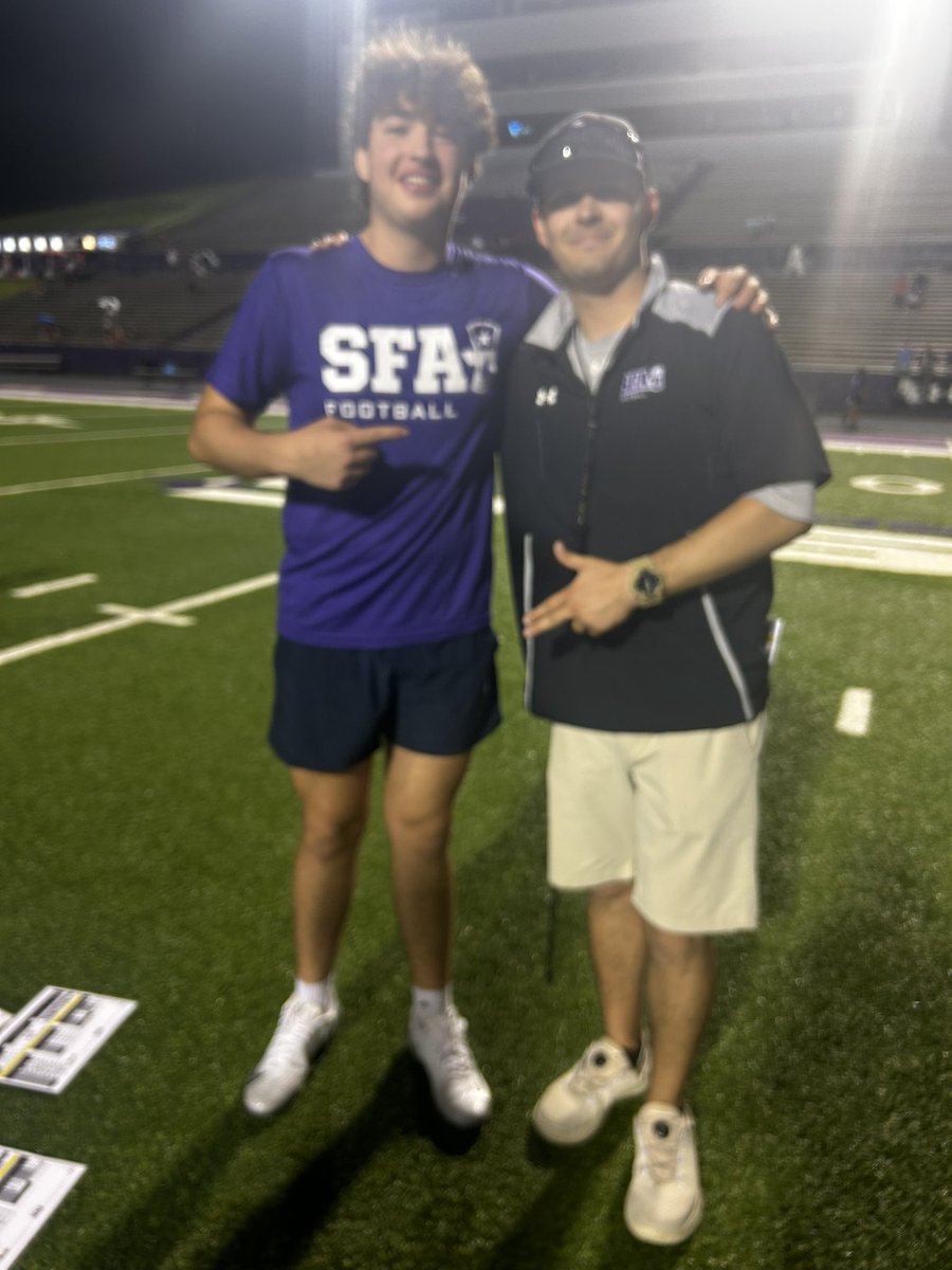 CharlieBarr43's tweet image. HAD A PERFECT CHART AT @SFA_Football AND I ALSO LOVED GETTING KNOW THE COACHES ASWELL @CoachNikNelson @CoachBShelton
@Coach_Dougherty @CoachKLars @Coach_Cotton713 @Coach_SBMoore @CoachNickLaw @CoachTBurns @chrisroberson44 @NickGatto @TheChrisRubio @CoachHaack09