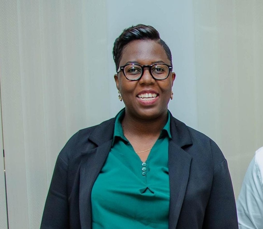 👩🏾‍💼 Portrait #18 – Larissa IGIRIBIRORI, L’excellence du corporate banking chez CRDB

Précise, orientée client et managériale, Larissa IGIRIBIRORI incarne un nouveau visage du corporate banking au Burundi. En tant que Senior Manager Corporate Banking chez CRDB Bank Burundi, elle