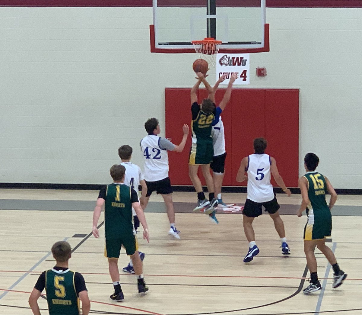 NHS Boys Basketball tweet media