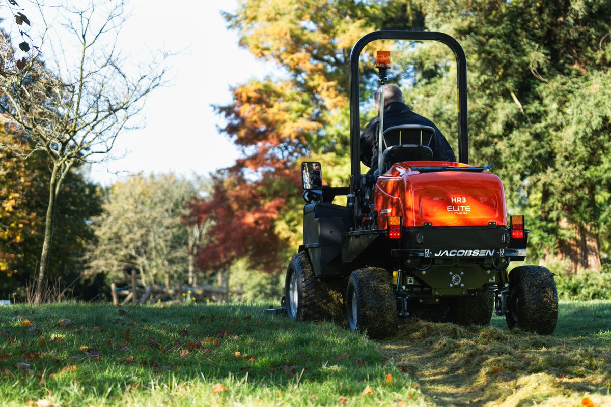 Redefine power with the HR3 ELiTE 💪

This all-electric powerhouse eliminates the need for a traditional engine, offering zero emissions from use and unparalleled efficiency.

Discover more today - bit.ly/41kBHTh

#Jacobsen #HR3ELiTE