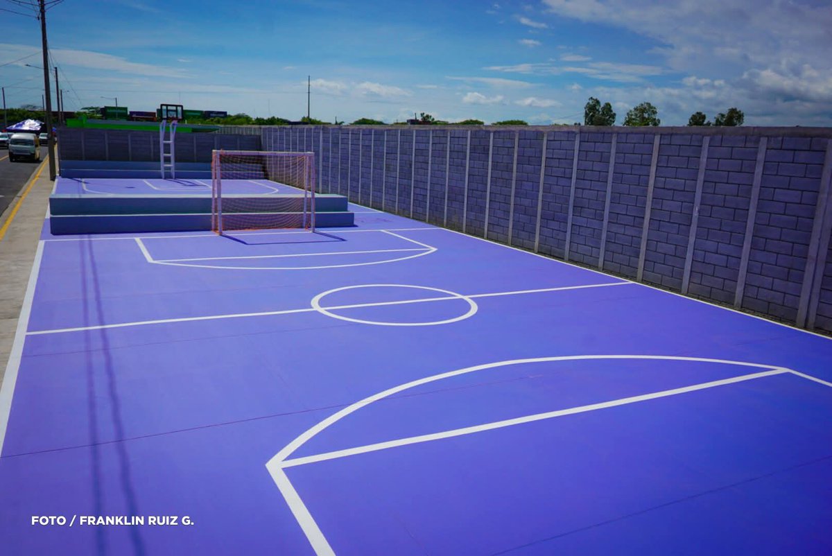 🇳🇮 ¡Buenas noticias desde Corinto! 25 familias recibieron viviendas dignas gracias al Gobierno Sandinista 🏠

Se avanza con firmeza por la paz y el bienestar 💪
Solidaridad que se vive en cada entrega 🙌

#4619SiempreMásAllá ✊
#ManaguaSandinista ❤️🖤