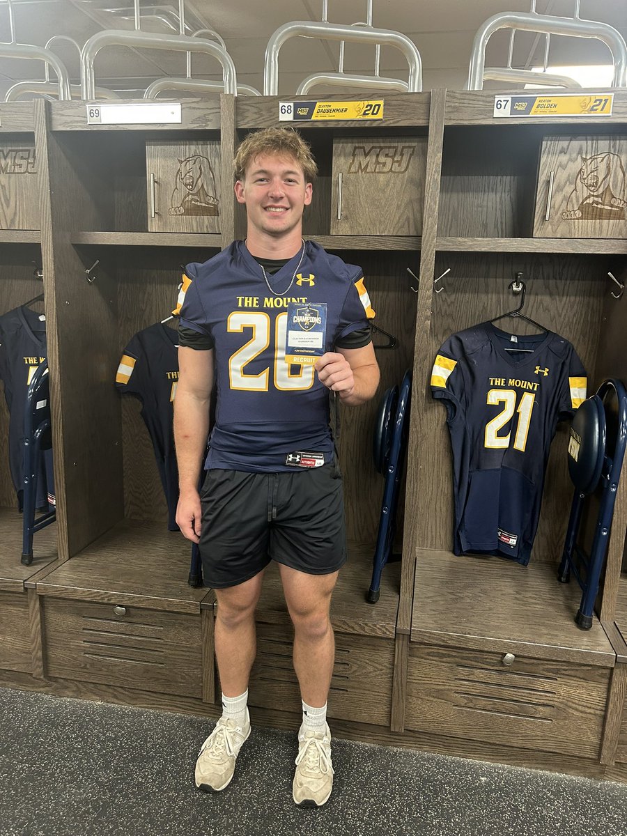 ClayDauby's tweet image. After a great visit @MSJ_FB I’m very blessed to have received my 4th offer!
Thank you too @Coach_DHughes for the invitation.
@CoachHopperton
@coachtmsj
@Coach_H_HHS
@HHS_Raider_FB