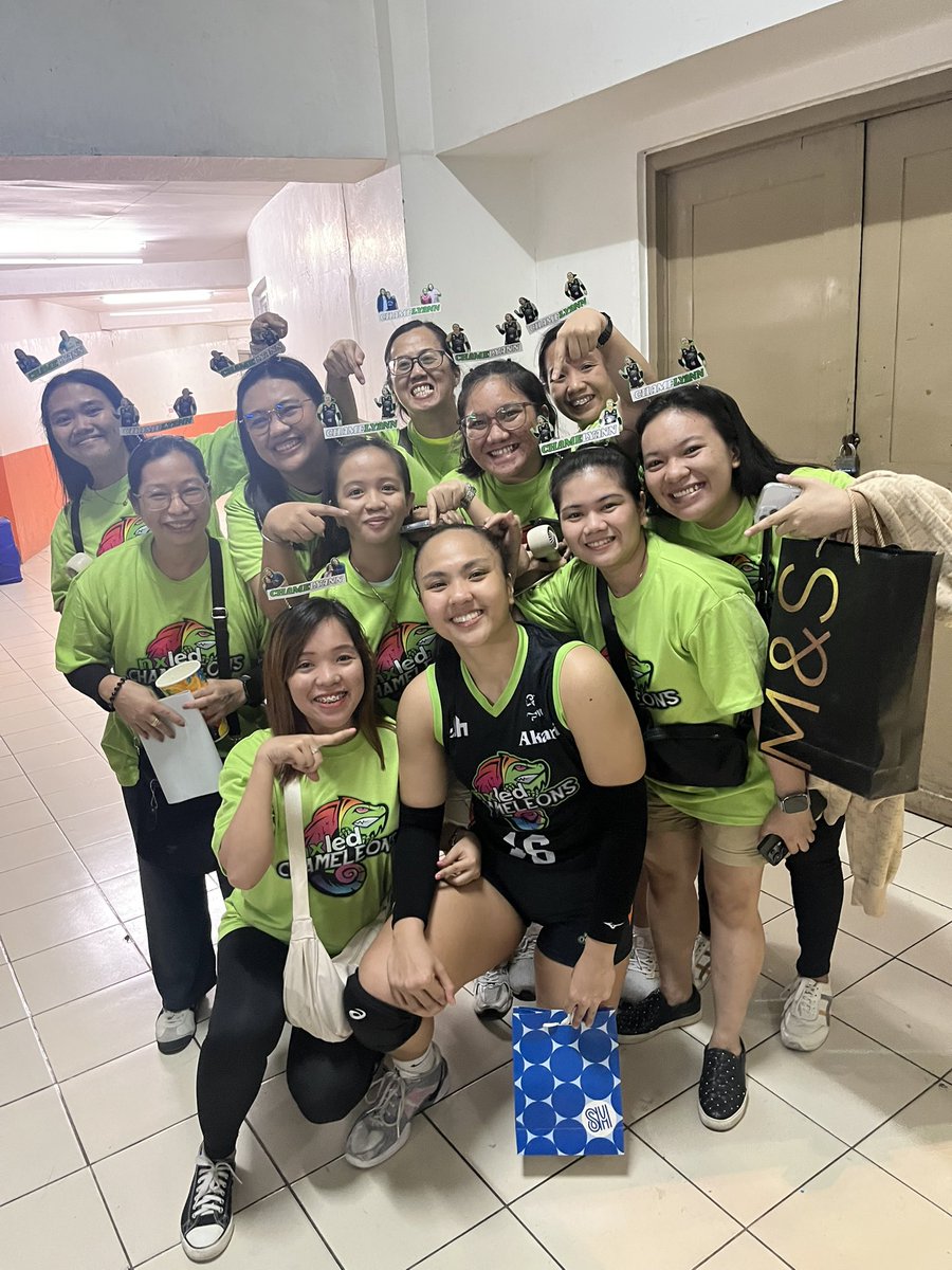 aMyzingmylin's tweet photo. With our player of the game 🥹💚
We are so proud of you @Lyann_Deguzman 🥹Always here for you from UAAP to PVL!!! Mahal na mahal ka namin. 😭🫂
#Lyann #PVLOnTour2025 #NXLED https://t.co/EmlcD59lRj
