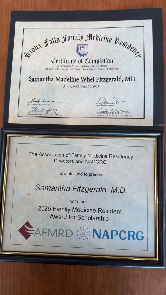 RobinMenster's tweet photo. We got to celebrate Sam (Dr Fitzgerald) last night as she finished the long process of becoming a doctor. It was a nice surprise that she was 1 of 2 residents to be called out for an individual award. 

6 months of an OB fellowship  then off to Manchester to start her career https://t.co/qzOfMdIJQm