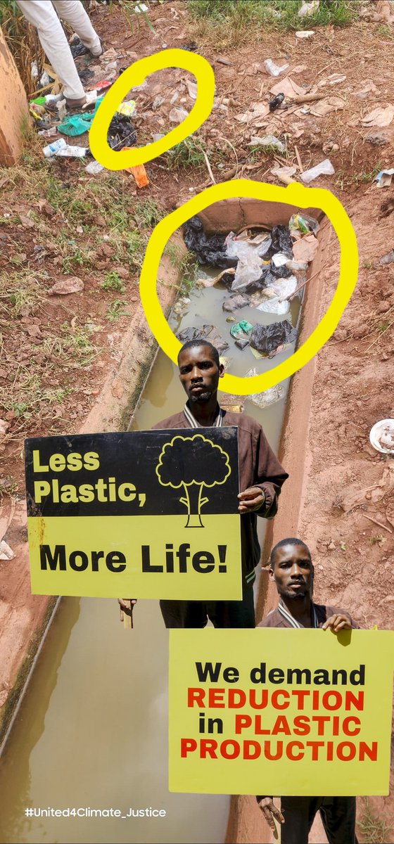 chris_chemist11's tweet photo. Is this is how gonna survive! am very sorry to inform the general public that we've successfully failed our devine responsibilities.
Huge human population without conservation etiquettes is less worthy than wild animals.
Kindly @nemaug @ABarirega @tonylala am sure can help us. https://t.co/V1d7qD0pUX