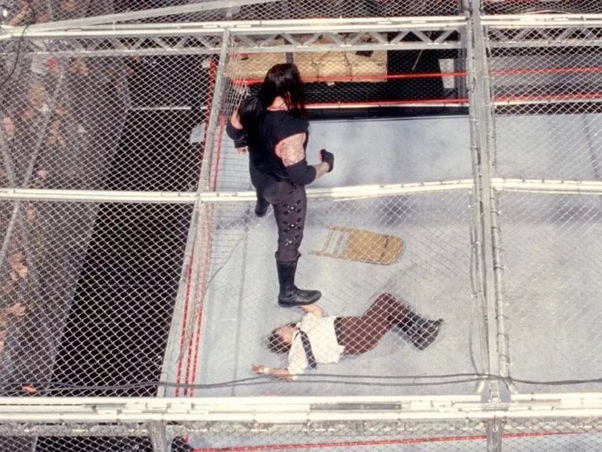wrestle_hist's tweet photo. 6/28/1998

The Undertaker defeated Mankind in the most famous Hell In A Cell Match of all time at King of the Ring from the Pittsburgh Civic Center in Pittsburgh, Pennsylvania. 

#WWF #WWE #KingOfTheRing #Undertaker #Mankind #MickFoley #HellInACellMatch
https://t.co/0SQN1sV89T https://t.co/2n4zvUPxOf