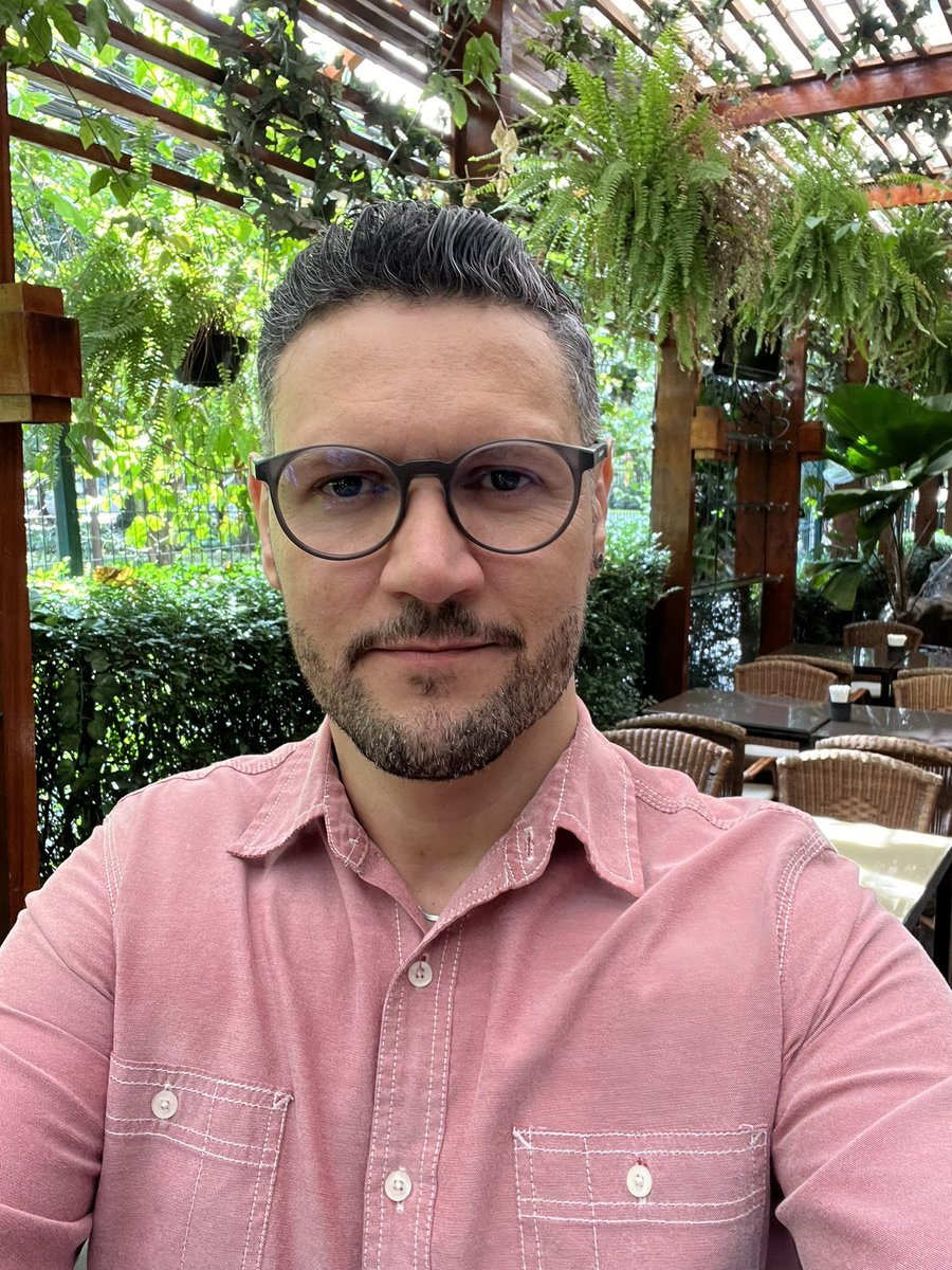 danyblu's tweet photo. Strike a pose. 💃🏻🕺🏻
Pride.

Dia do orgulho LGBT. 🏳️‍🌈

#Pride2025 #OrgulhoLGBT https://t.co/Go1324CTip