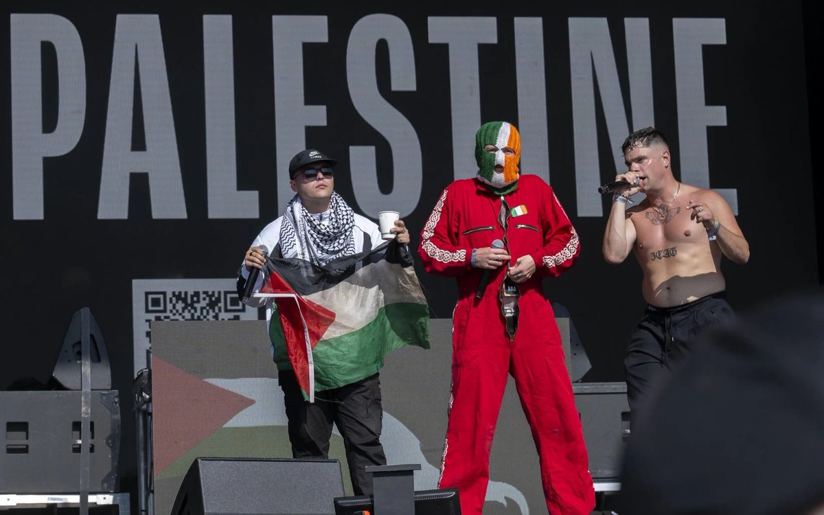 Centre for Global Ed (@cgebelfast) on Twitter photo Solidarity to <a href="/KNEECAPCEOL/">KNEECAP</a> and congratulations on their 5-star performance at Glastonbury which the spineless BBC won't let us see. #FreePalestine 
theguardian.com/music/2025/jun… Solidarity to <a href="/KNEECAPCEOL/">KNEECAP</a> and congratulations on their 5-star performance at Glastonbury which the spineless BBC won't let us see. #FreePalestine 
theguardian.com/music/2025/jun…