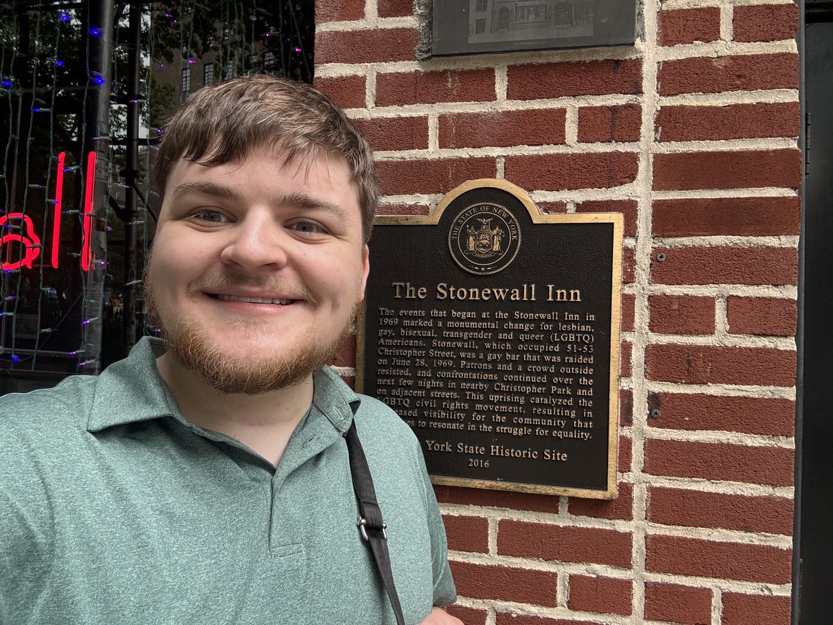 cantliveinpeace's tweet photo. So glad I made the pilgrimage out to @StonewallNPS earlier this summer while out in NYC for my trip 🏳️🌈 sharing for the 56th anniversary of this pivotal moment in LGBT history #prideisforeveryone #stonewall https://t.co/eDkNEZPQZr