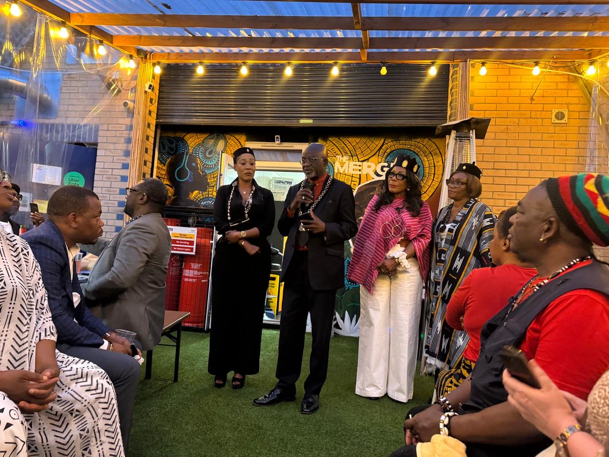 sunnylambe's tweet image. Massive thank you to my @IvoriancommunityUK and their #Ambassador #MarieLaurenPanzo who came to Celebrates @SouthwarkMayor #SunnyLambe, #theMerge Ivorian restaurant on Friday night. Thank you and much appreciated. One Love ♥️