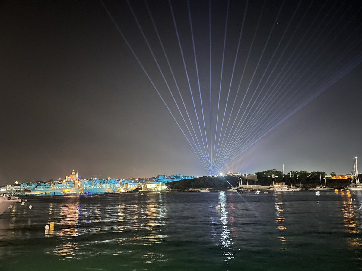 Maltese obviously love fireworks as they’ve been going off every night this week. And it must be firework competition night as neighbourhoods around the various marinas around Valetta are really going for it, trying to outdo one another - they’ve been going on for over 4 hours!