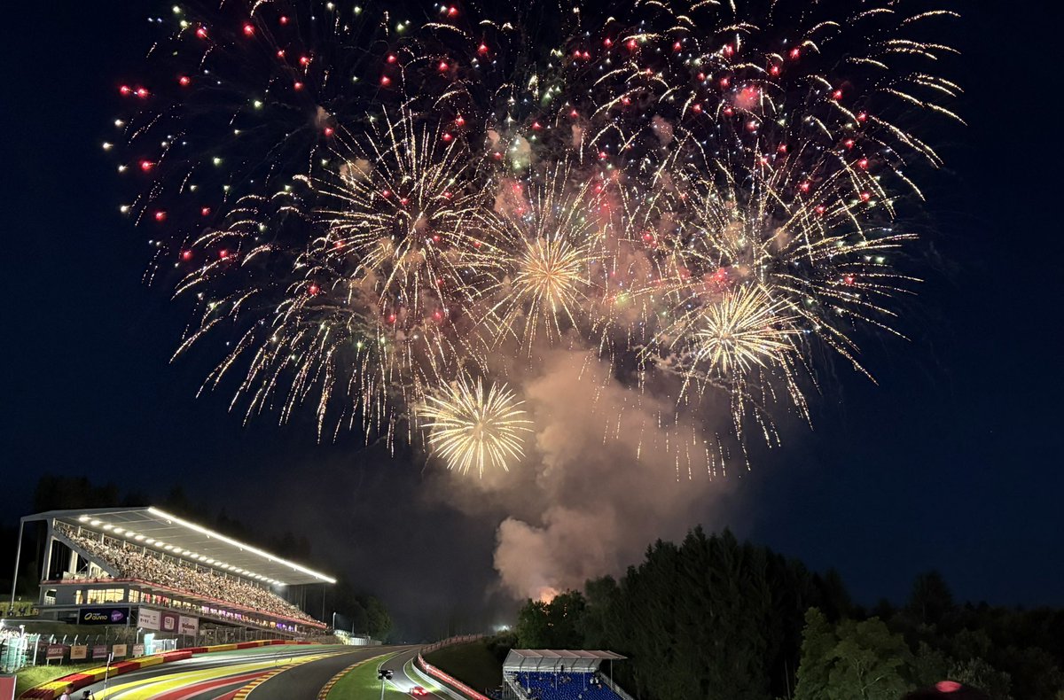chloe_racing's tweet photo. Spa on Fire @GTWorldChEu @IntercontGTC @24HoursofSpa #GTWC  #Spa24h #24hSpa https://t.co/Nu8SupYwZW