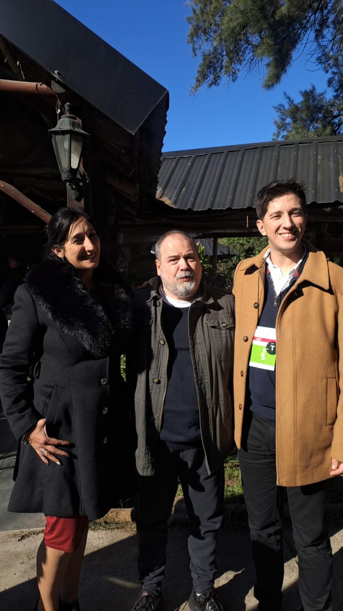 matiasyofe's tweet photo. Congreso federal y provincial de la CCAri.

Felicitaciones @maxiferraro por renovar la presidencia del partido, partido que ayer dejó muy en claro la postura que manifestamos del dia 0.
Queremos déficit fiscal 0, queremos un estado mínimo y eficiente, queremos y sostenemos de años que no podemos tener personas que entren al estado llevarse la que no le corresponde.
Pero tenemos en claro en que esa lucha no se puede llevar puesta a nuestros jubilados, a nuestros discapacitados, a nuestro jóvenes, a nuestra clase media, que esa lucha es imposible darla con muchos de los que fueron parte del sufrimiento que viene padeciendo nuestro país de hace décadas.

Tenemos el desafío de poder representar en estos tiempos lo que @elisacarrio viene enseñando de hace años, la verdadera libertad, centrandonos en el ascenso social y con verdadera mirada humanista.

Felicitaciones  @metchecoin por presidir este congreso! Y gracias por cuidar el legado!
