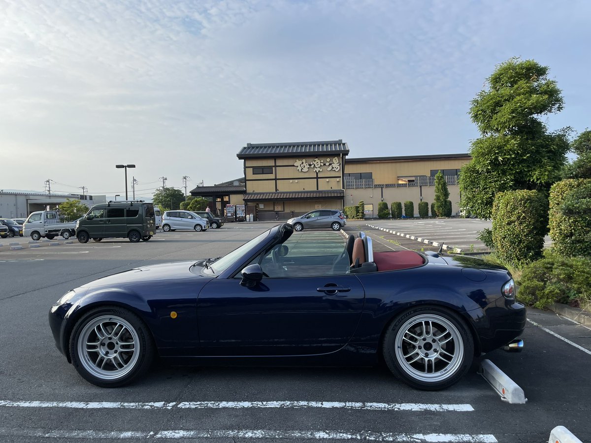 LL_nc_'s tweet photo. まずはお清め https://t.co/vBfxey4cAC
