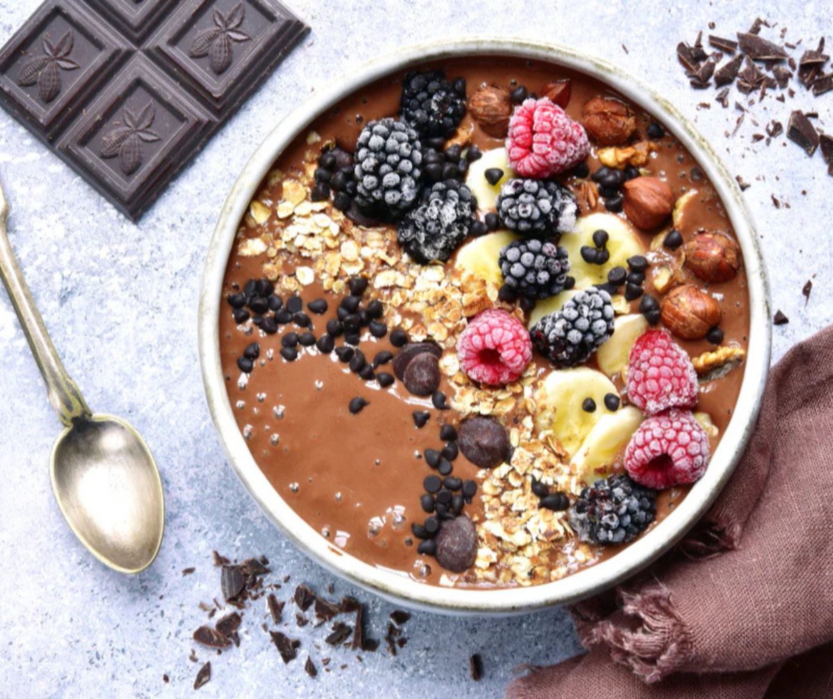 Perimenopause Brain Fog Busting #SmoothieRecipe | #ShebangWoman 🍓😶‍🌫️

Packed with powerhouse ingredients this #Perimenopause #BrainFog-Busting Smoothie is designed to support clarity, memory + mood, all while tasting amazing. 👉 tinyurl.com/4f5mzcb4 

#amazebowls 🥣🫐🍫🥑