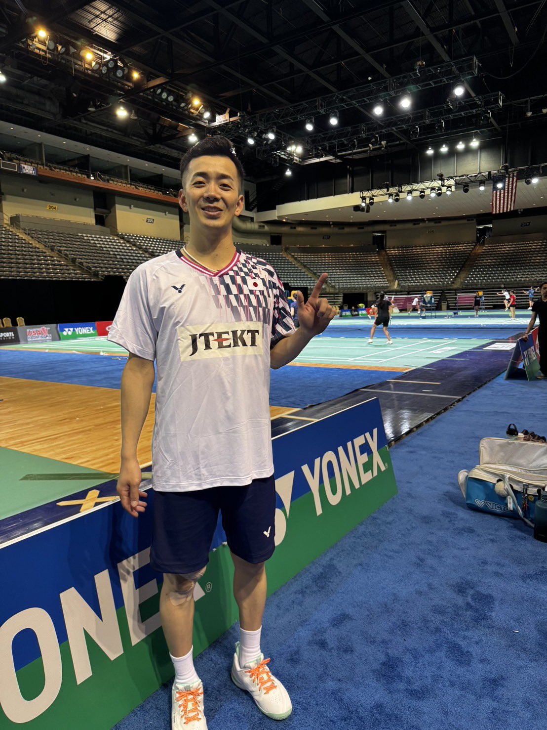 早い者勝ち】JTEKT バドミントンシャツ K. GONDO 4 ヨネックス