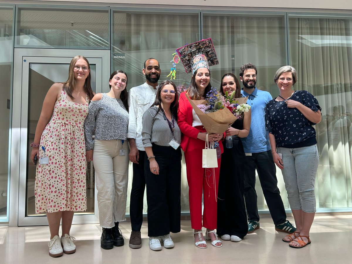 Annamaria Regina (@annamariaregin3) on Twitter photo Successfully defended my PhD ! Now Dr. Regina 🎓 Huge thanks to my PI Dr. Mauro Corrado, my lab, and everyone who supported me! #PhDone <a href="/CECAD_/">CECAD Cologne</a> <a href="/UniCologne/">Universität zu Köln</a> Successfully defended my PhD ! Now Dr. Regina 🎓 Huge thanks to my PI Dr. Mauro Corrado, my lab, and everyone who supported me! #PhDone <a href="/CECAD_/">CECAD Cologne</a> <a href="/UniCologne/">Universität zu Köln</a>