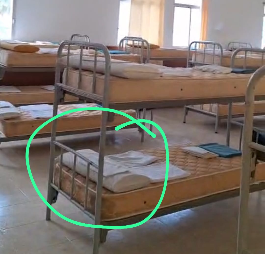 ufpol's tweet image. Buenas noches a tod@s

Y en especial al compañero que tendrá que dormir estas noches en este colchón.

No vamos a olvidar dónde nos ha metido el Ministerio del Interior, cómo nos trata una vez más. #memoria #upr  #policía