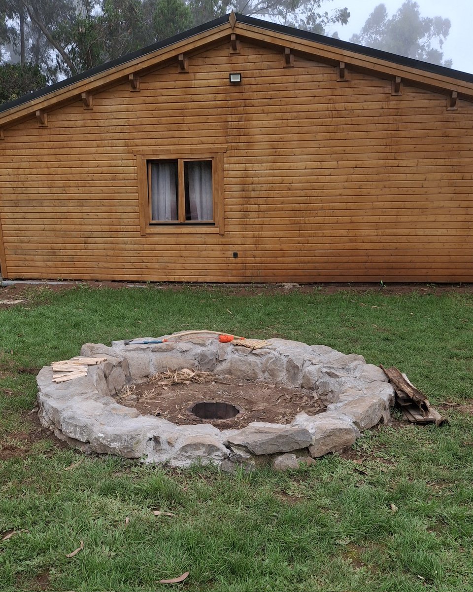 A day building a stone firepit!

Never made one of these before, and the ones I've seen looked like they wouldn't last a few years.

Hopefully, this one will last the test of time!
#firepit