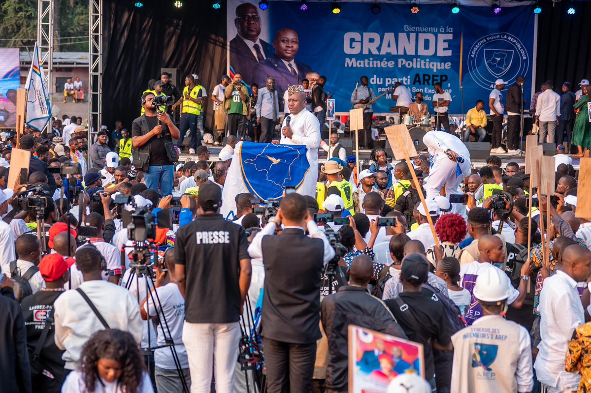 MEETING DE LA PAIX – STADE VÉLODROME

Clôture réussie de nos matinées politiques à Kinshasa ! Après Mont-Amba, Tshangu et Funa, c’est la Lukunga qui nous a accueillis ce samedi au Vélodrome de Kintambo pour un grand Meeting de la Paix.

Ce rassemblement s’inscrit dans la