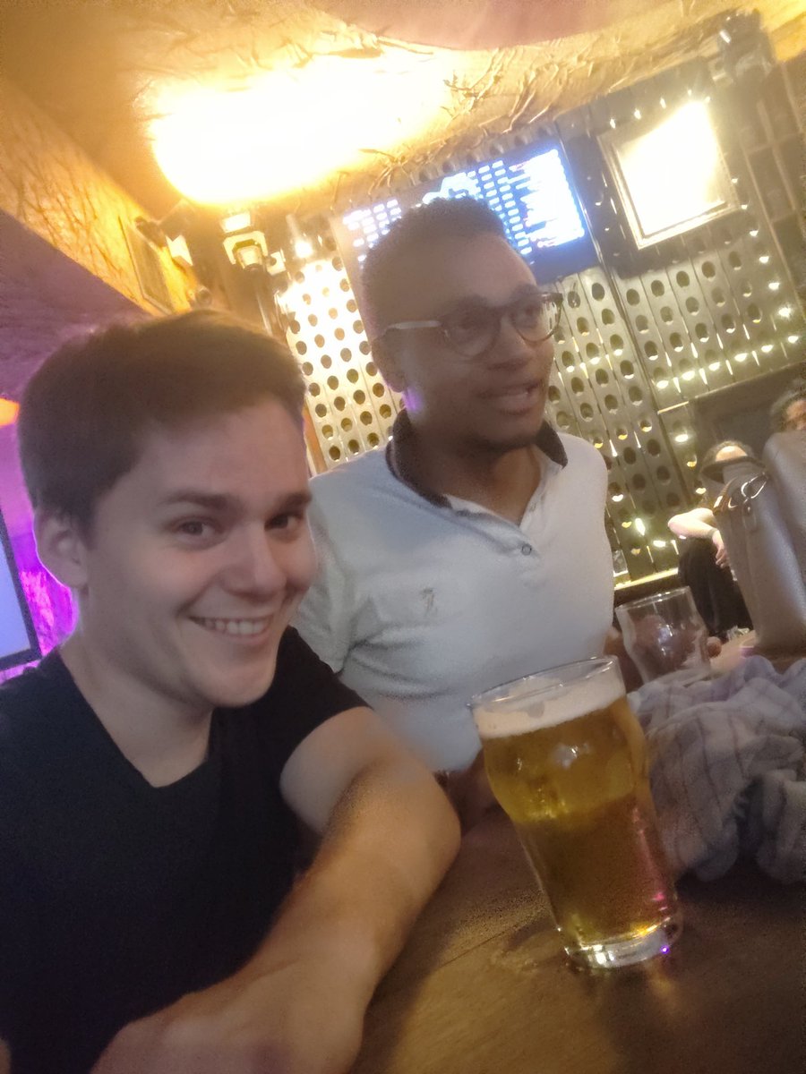 Trayp (@trayp_atheme) on Twitter photo Finale de Rugby et WTF je vais à Angers et je croise <a href="/BarcodeTCG/">BarcodeTCG</a> !
Disclaimer : généré par IA Finale de Rugby et WTF je vais à Angers et je croise <a href="/BarcodeTCG/">BarcodeTCG</a> !
Disclaimer : généré par IA
