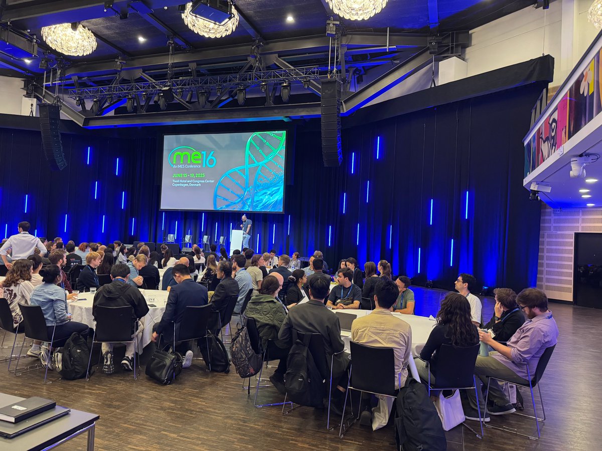 rsaha_phd's tweet photo. Had the pleasure of moderating an #AI #ML discussion at the @AIChE #ME16 Early Career Workshop. Great insights from @KMahadevanChE & Jinbei Li (ENZIDIA) on efficient ML use. Our (@mrprotein24) new tool #realKcat also generated considerable interests, thanks to Abraham. https://t.co/EYCgkm257S