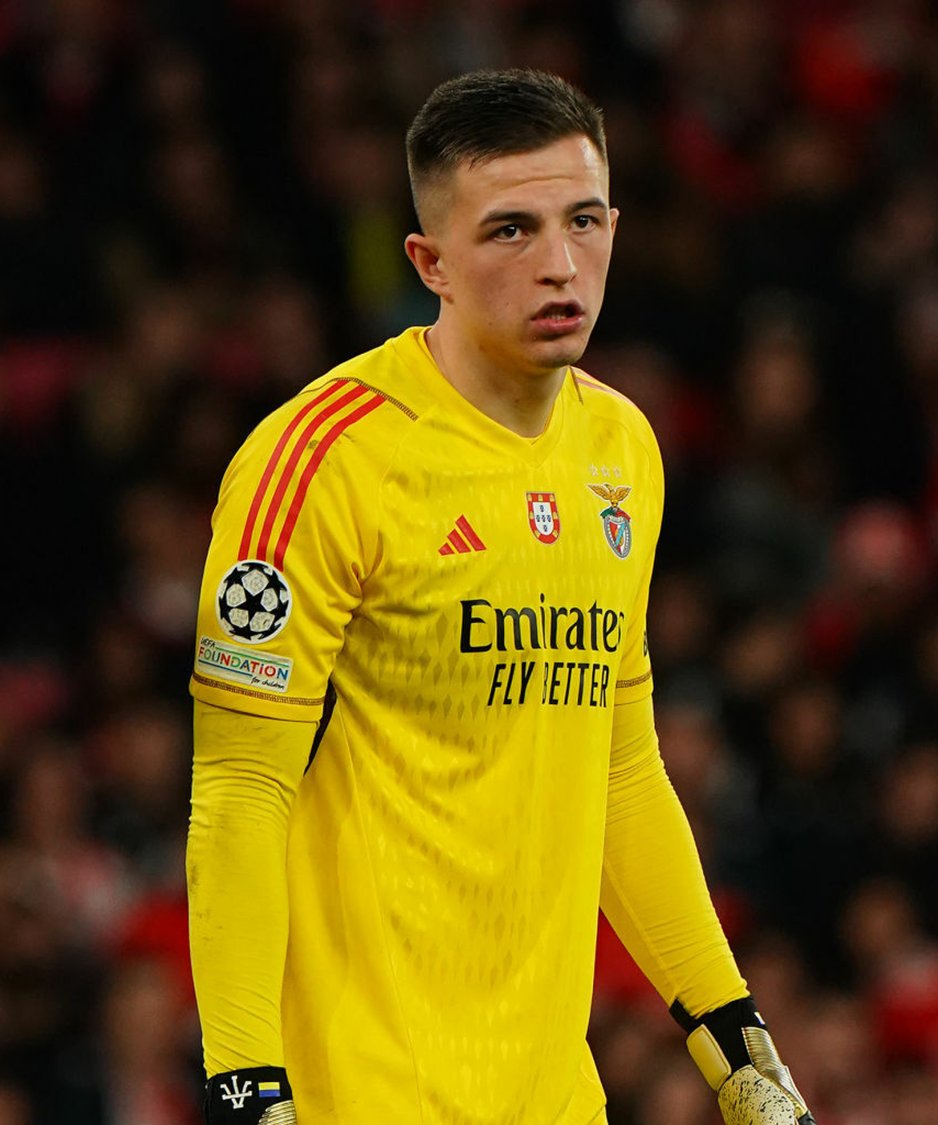 O Trubin errou no golo? Óbvio. 

Mas se não fosse ele o Benfica não estaria aqui sequer... 

Foi o melhor jogador do Benfica neste Mundial e vai ser como o melhor na mesma.
