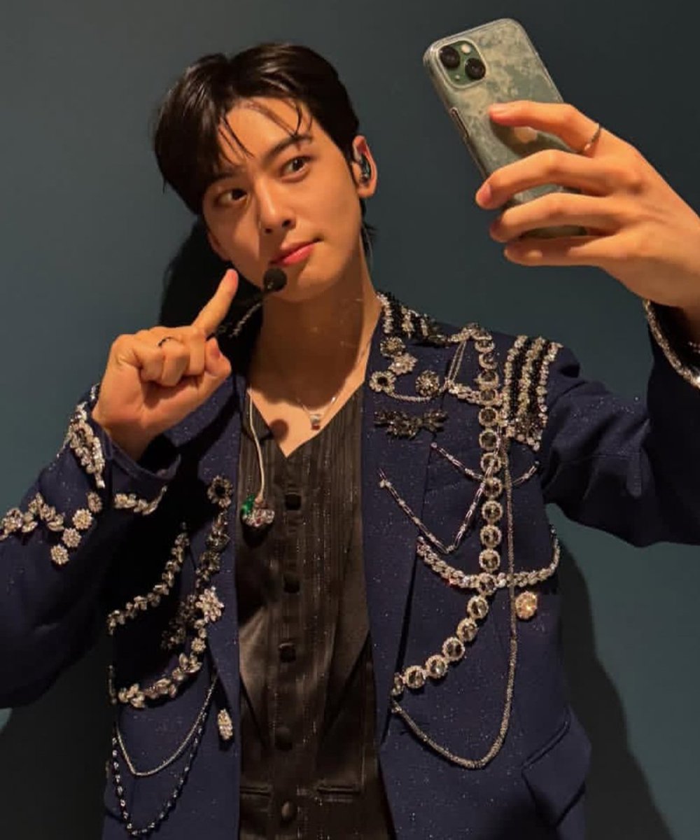 📢HASHTAG PARTY❗️❗️

Time to include our second tag as we get charmed by Eunwoo and Astro's charms~ 

Please use: 

ASTRO AND ROCKY TAKES OVER JAPAN IN STARGRAPHY 
#Astro_Rocky_GracesJapan  
#Stargraphy_with_CHAEUNWOO