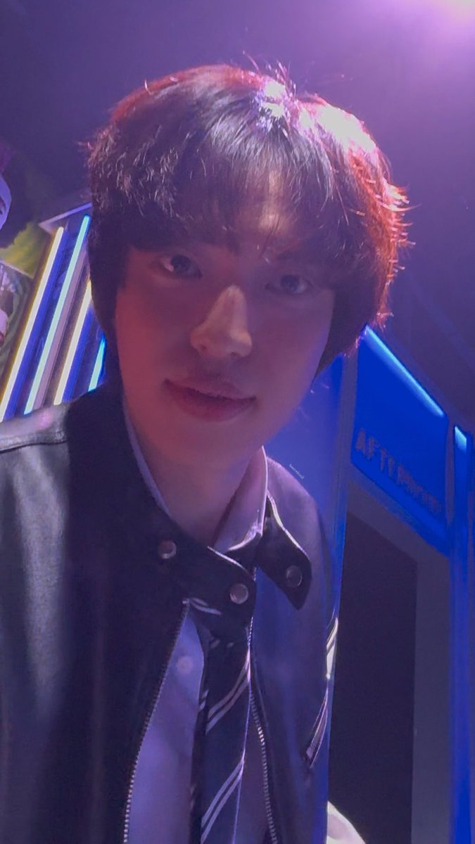 250628 6시퇴근 #니엘 #NIEL
왘 진짜 무서웠엌ㅋㅋㅋㅋㅋㅋㅋ