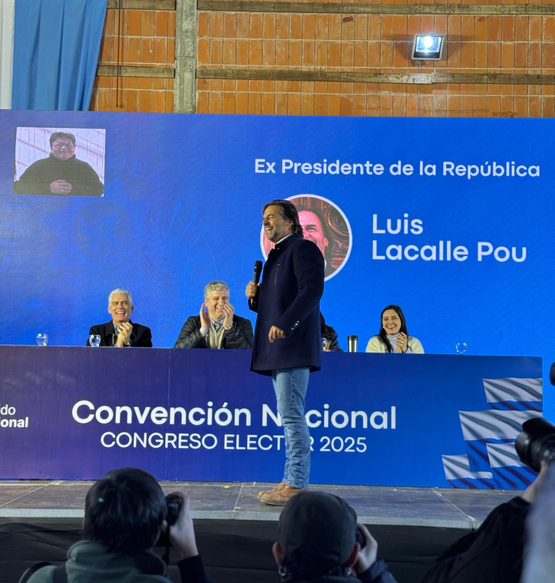 Líder. 

Bienvenido de nuevo a tu casa! 🇺🇾