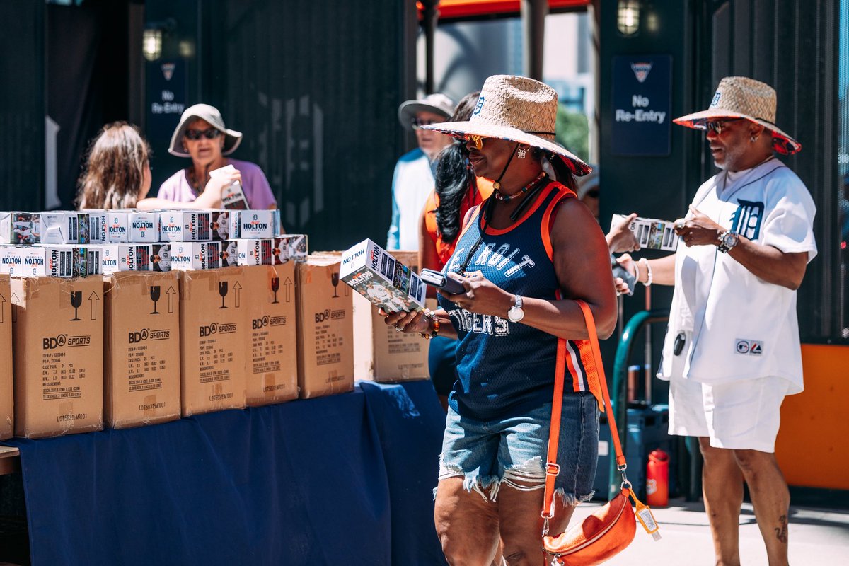 Comerica Park tweet media