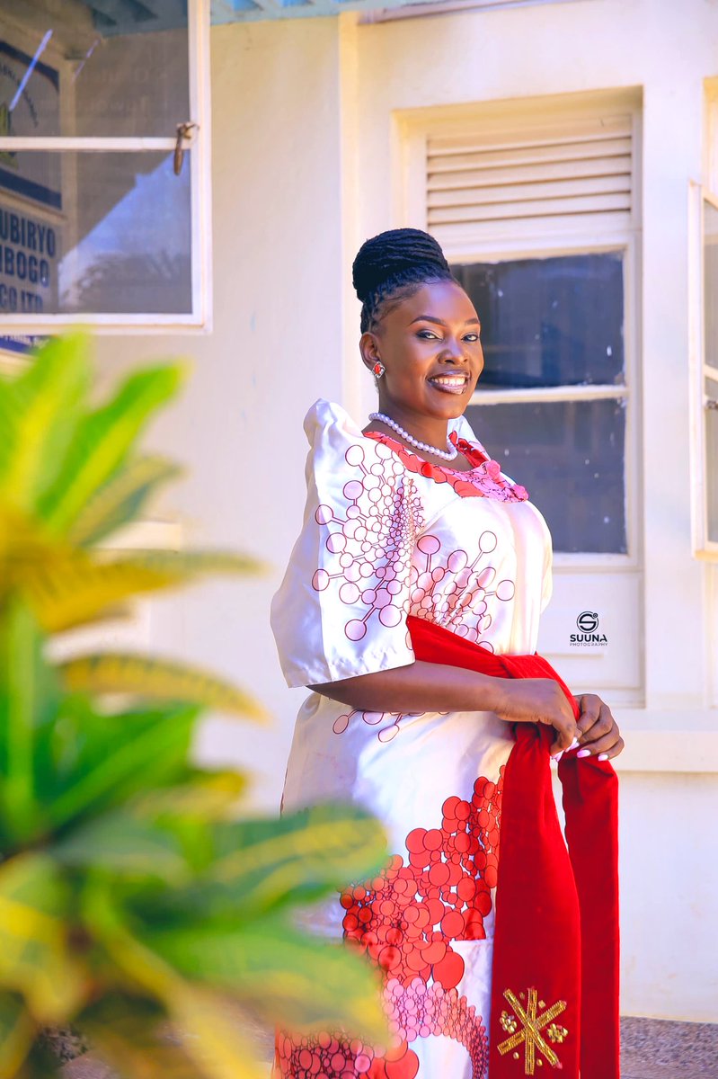 NabaggalaSandie's tweet photo. Dear parents and guardians please let’s teach and groom our children with cultural nomes this generation without God we are nothing. Abazadde Bambi tukulize abaana baffe mu buwangwa ne nnono sako okubayigiriza okutya Katonda kubanga ensi eyononese nyo. #Parents #morhers #fathers https://t.co/jBBqPAOD8C