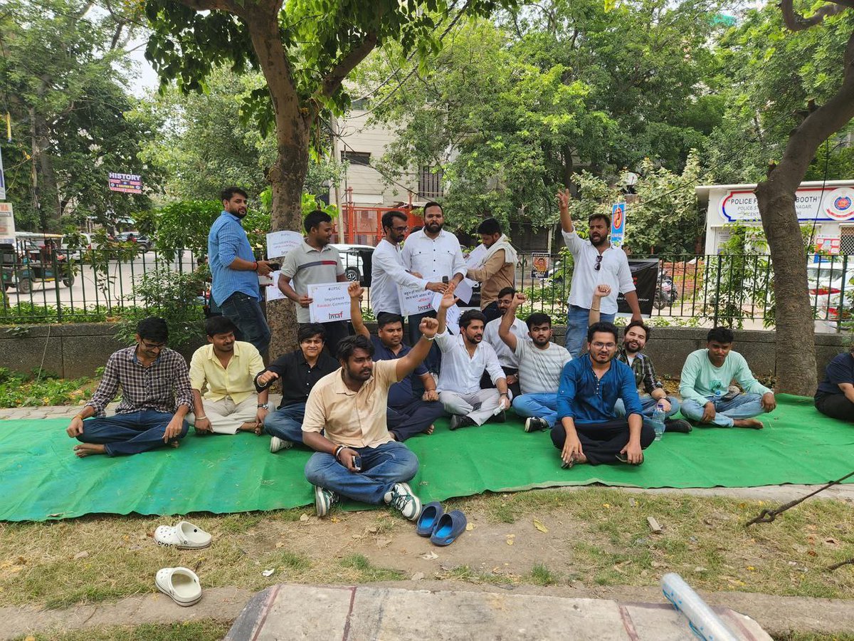 Siddarth999999's tweet image. Aspirants held a successful protest today at delhi demanding accountability and transparency from UPSC. #UPSCProtest #TransparencyInUPSC