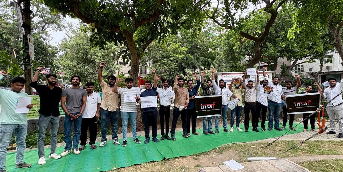 Siddarth999999's tweet image. Aspirants held a successful protest today at delhi demanding accountability and transparency from UPSC. #UPSCProtest #TransparencyInUPSC