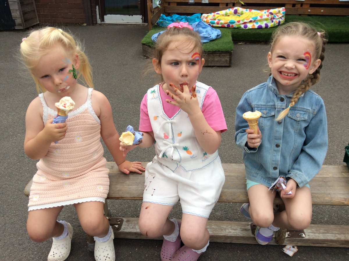 EarlyYearsPoplarStreet tweet media