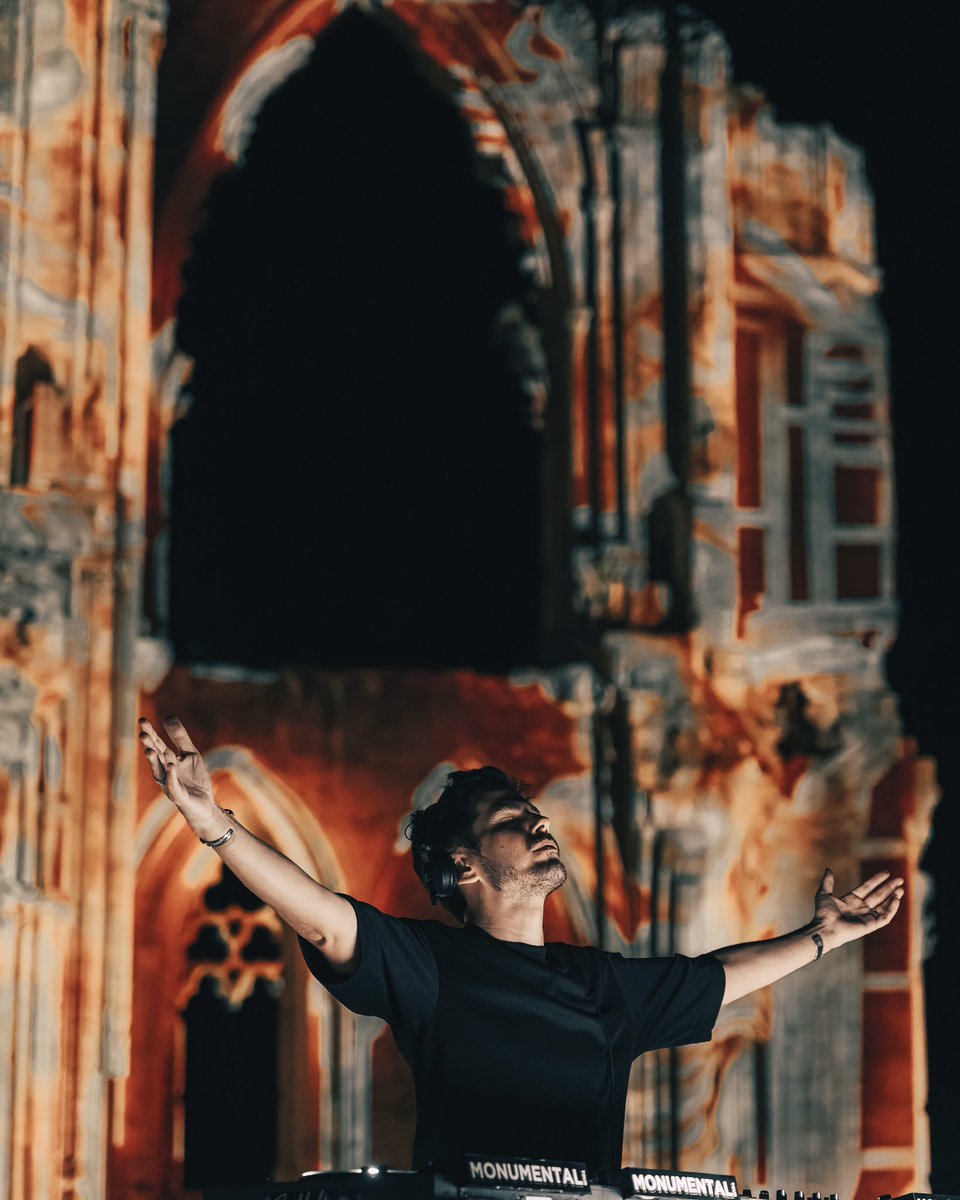 Michael Canitrot (@michaelcanitrot) on Twitter photo Next Friday <a href="/monumental_tour/">Monumental Tour</a> at Abbaye de Maillezais ⚔️⚡️
Last tickets : bit.ly/MT_Maillezais_…
#MonumentalTour Next Friday <a href="/monumental_tour/">Monumental Tour</a> at Abbaye de Maillezais ⚔️⚡️
Last tickets : bit.ly/MT_Maillezais_…
#MonumentalTour