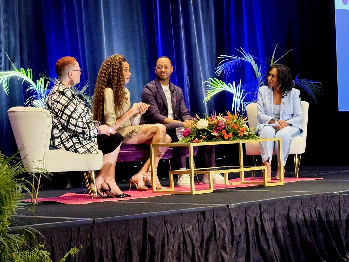 LittyLigo's tweet image. Thank you @beautifullyunbl  @winnieharlow @TerrenceJ @DrPearlGrimes and @StepUp4Vitiligo for an amazing fireside chat @ the World Vitiligo Day Conference in Tampa, FL 💜