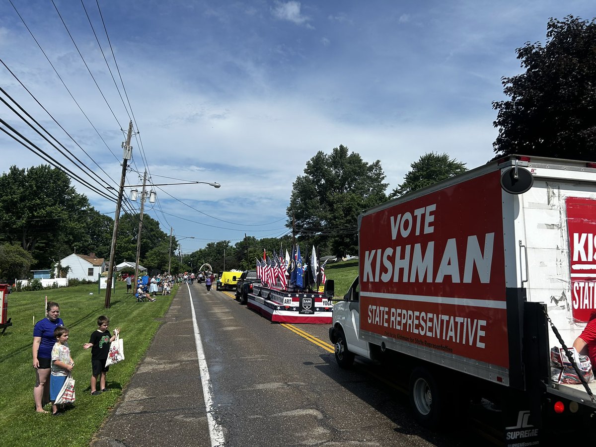 MKishman's tweet image. A great turnout for the City of Canal Fulton Canal Days Parade. Thank you to everyone who came out and walked. #OH50