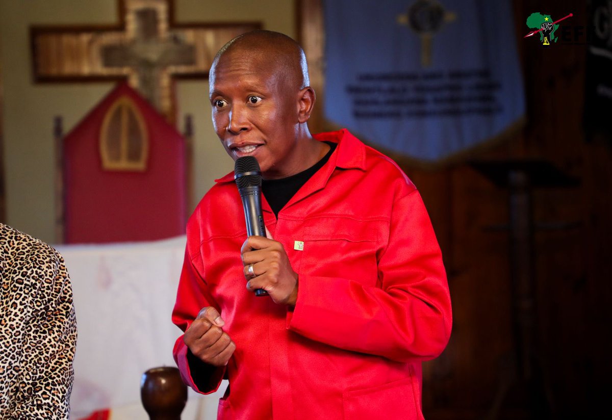 EFFSouthAfrica's tweet photo. ♦️In Pictures♦️

President @Julius_S_Malema offering words of encouragement to the victims of the recent floods in Mthatha, currently accommodated at Joe Slovo Church.

It is heartbreaking to witness our people in such difficult conditions, and we are here to offer our full support and solidarity.