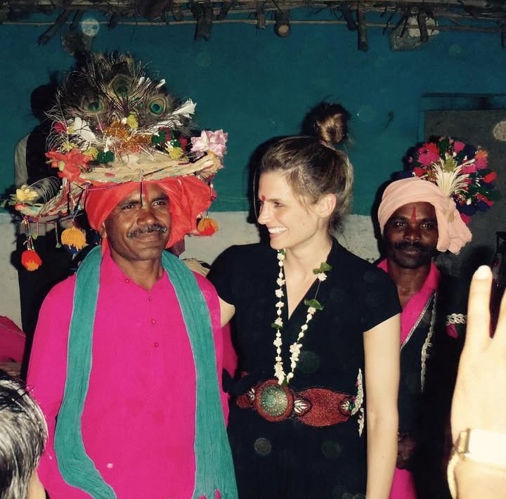 stanasposts's tweet photo. #StanaKatic FBF to vibrant memories of celebrating in the #MaikalHills of India.
#AWorldFilledWithWonderfulPeople #IndiaMyWay https://t.co/VVHCs6Fv7N