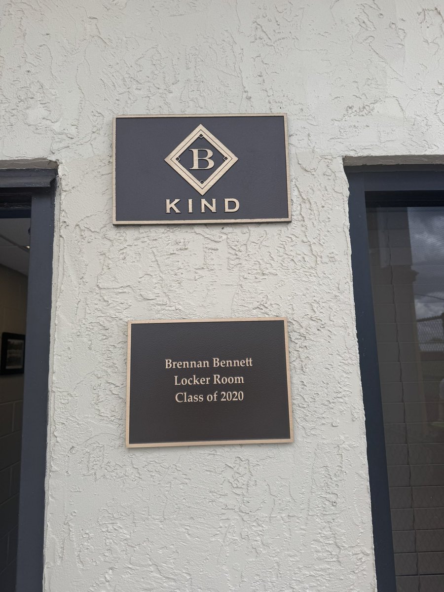 HilinskisHope's tweet image. H3H has been in Florida this week meeting w/ Collegiate Summer Wood Bat league teams; in locker rooms & sharing raw emotions. Yesterday at @rollins_baseball we were touched by a player they lost in 2019, Brennan Bennett. H3H sadly knows the Bennett family & so wish we could bring…