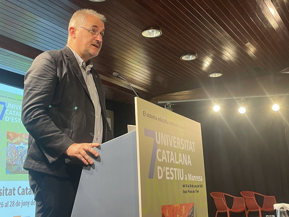 Avui hem clausurat la 7a edició de la Universitat Catalana d’Estiu a #Manresa
Han estat tres dies de molt nivell acadèmic on hem tractat el model educatiu de casa nostra.
És evident que tenim molta feina a fer.
Agraeixo la presència de la MHC <a href="/eniubo/">Esther Niubó</a> en un dia poc fàcil. 👇