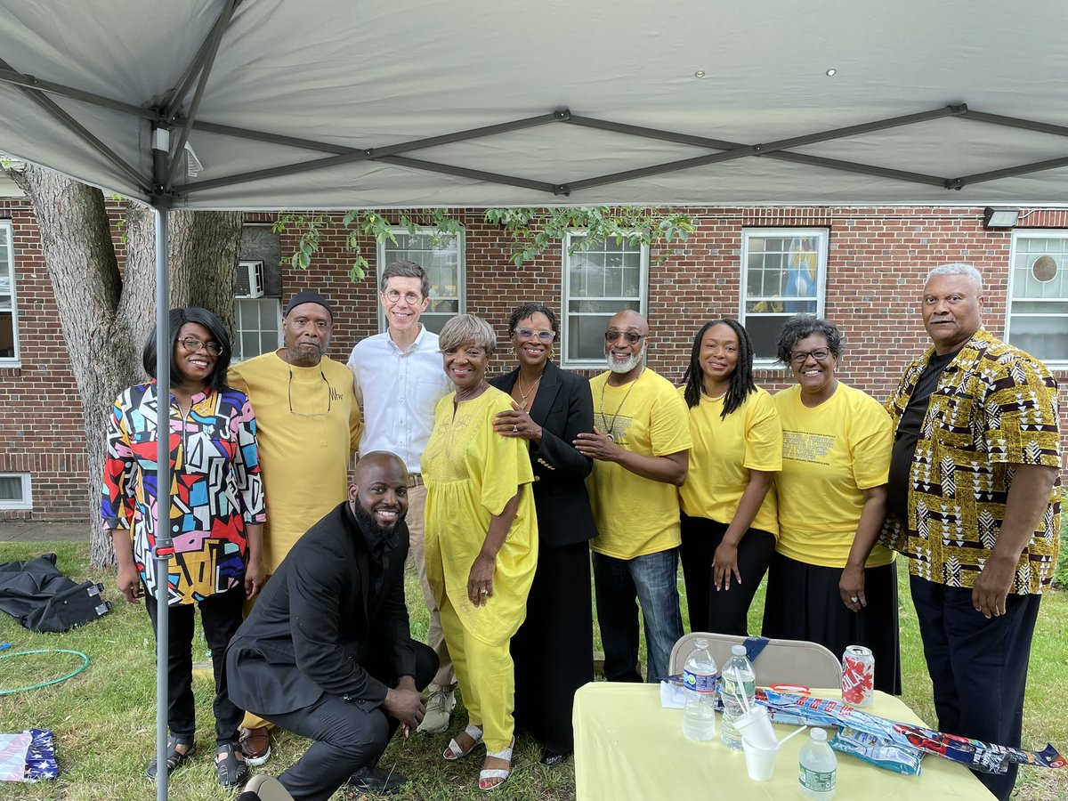Had a great time at the Bethel AME Church cookout today! Grateful for the warm welcome, great food and the chance to connect with so many neighbors.