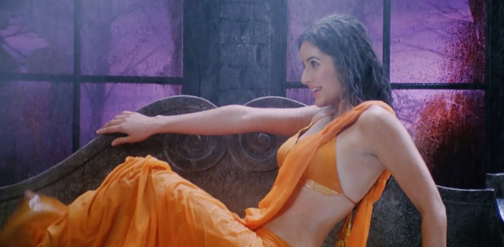 Katrina Kaif Beautiful Indian Actress | iiQ8 Entertainment Bollywood Actress