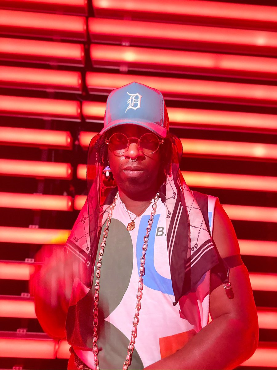 Birthday boy. 
Entering with integral and unabashed presence this chapter ✨✨