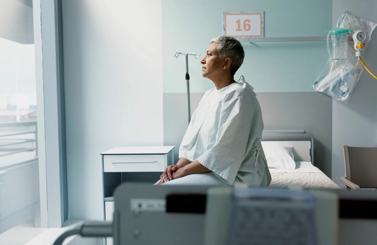 OncologyTimes's tweet image. Some patients with advanced #NSCLC who stop #immunotherapy due to #toxicity may still have long-term disease control—especially if treated &amp;gt;6 months, with high PD-L1, strong response, or nonsquamous histology. ow.ly/Tor050WgS16 #LungCancer